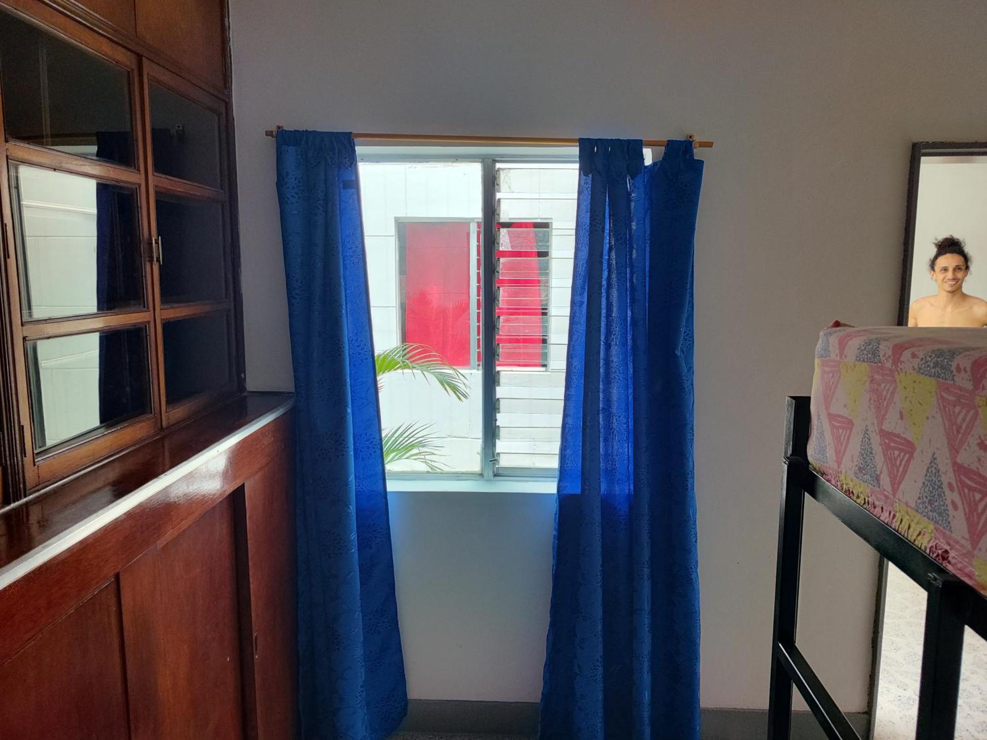 Casa Almarita - Hostal, Bar Y Restaurante Medellín Kültér fotó